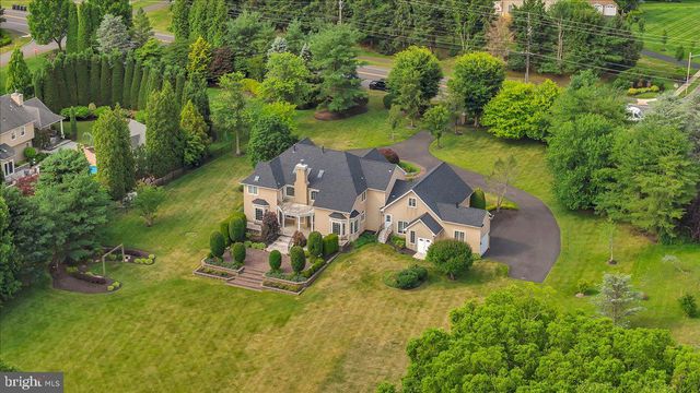 735 HARTFORD RD, Moorestown, NJ 08057