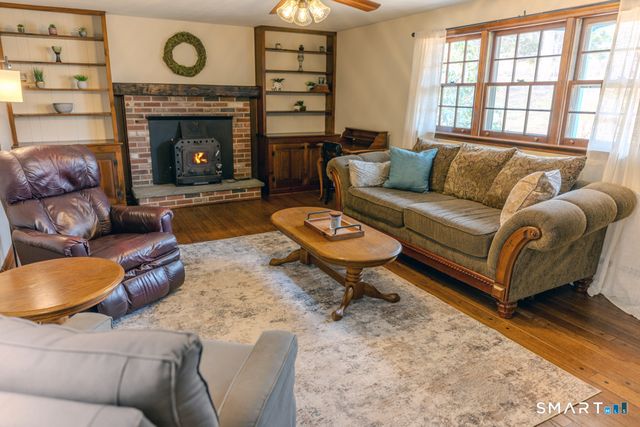 113 West High Street, East Hampton, CT 06424