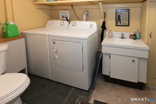 113 West High Street, East Hampton, CT 06424