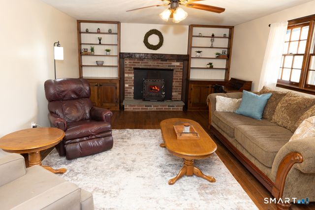 113 West High Street, East Hampton, CT 06424