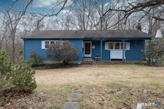 113 West High Street, East Hampton, CT 06424