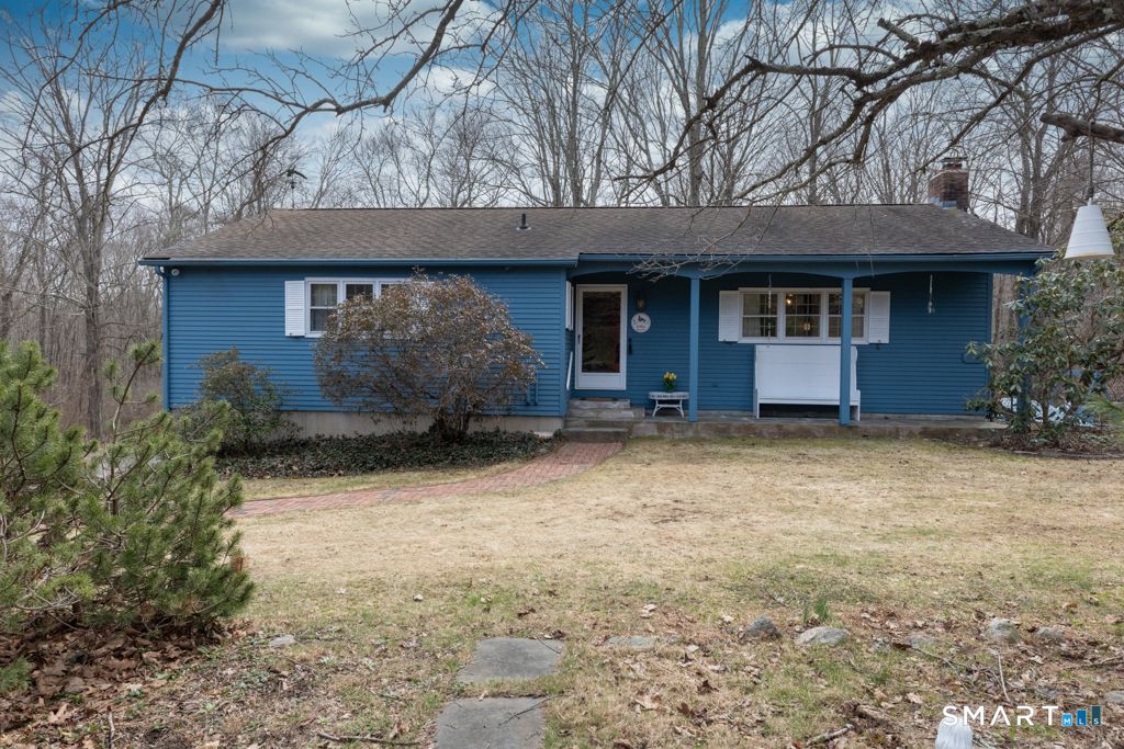 113 West High Street, East Hampton, CT 06424