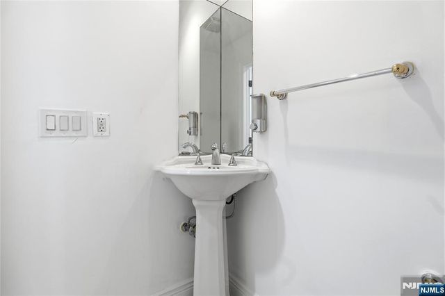 519 Summit Avenue, Fort Lee, NJ 07024