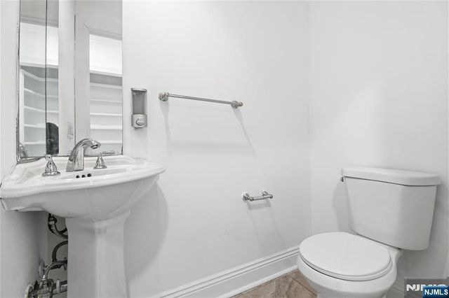 519 Summit Avenue, Fort Lee, NJ 07024