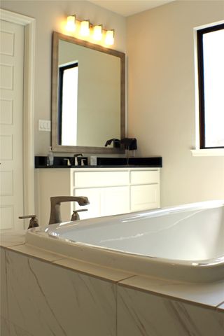 8441 Wembley, The Colony, TX 75056