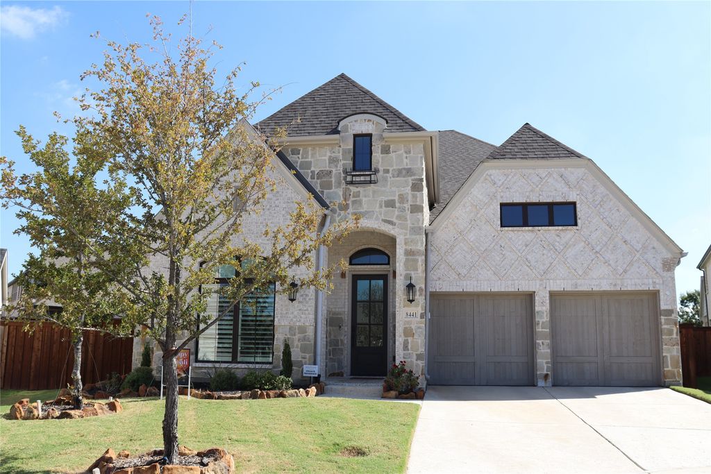 8441 Wembley, The Colony, TX 75056