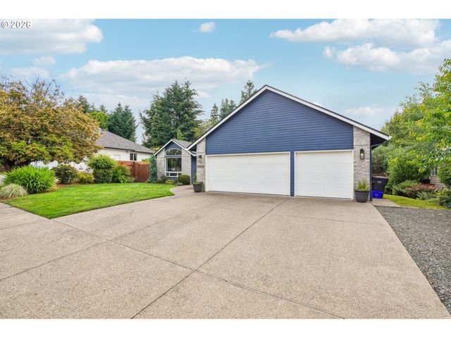 16456 WAYNE Dr, Oregon City, OR 97045