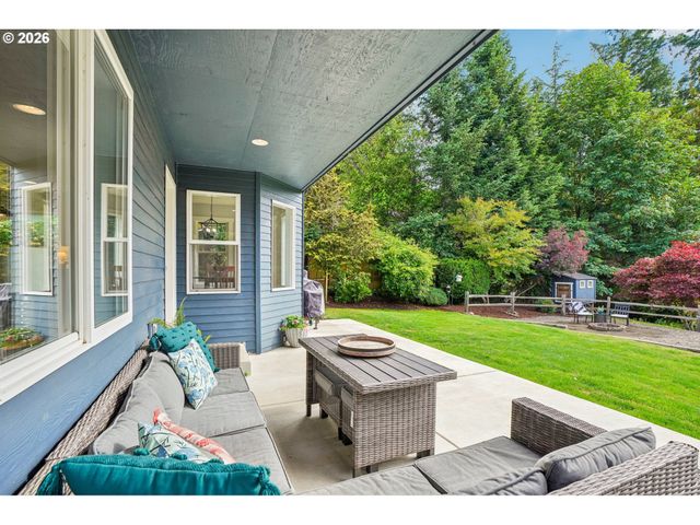 16456 WAYNE Dr, Oregon City, OR 97045