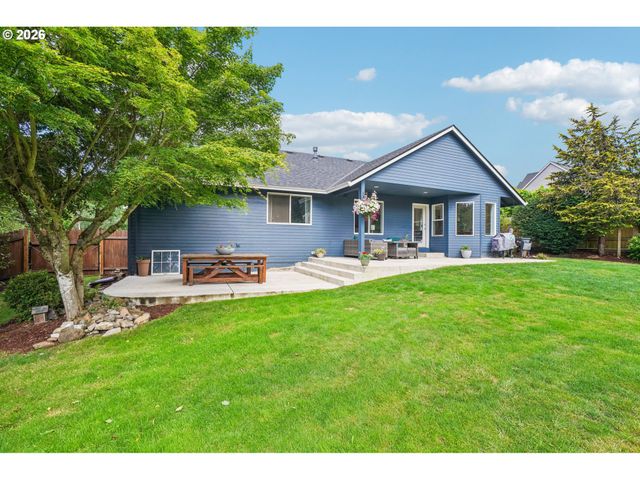 16456 WAYNE Dr, Oregon City, OR 97045