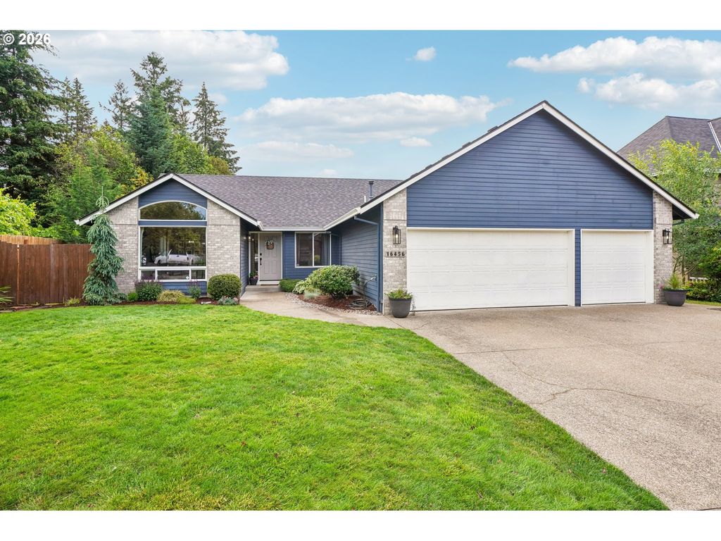 16456 WAYNE Dr, Oregon City, OR 97045