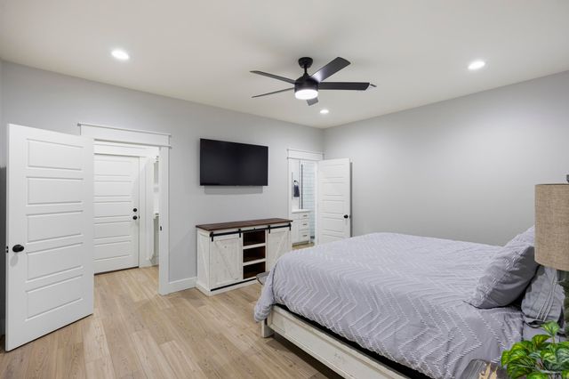 211 Woodland Shores Circle, Clinton, AR 72031