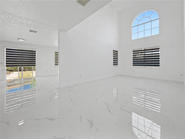 9260 SW 153rd Passage, Miami, FL 33196