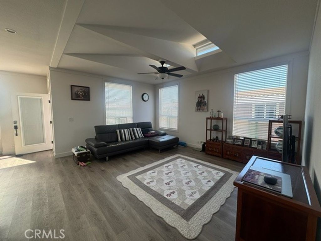 7271 Katella Avenue 10, Stanton, CA 90680 — photo 4