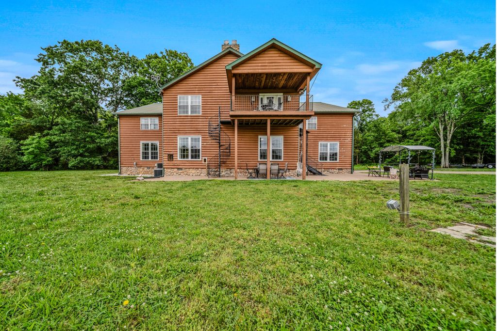 8040 Highway 99, Rockvale, TN 37153