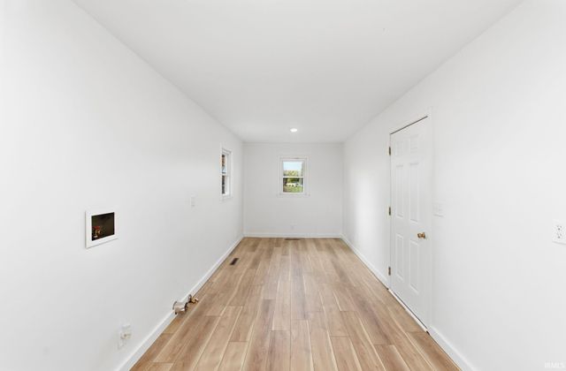 13550 Dragoon Trail, Mishawaka, IN 46544