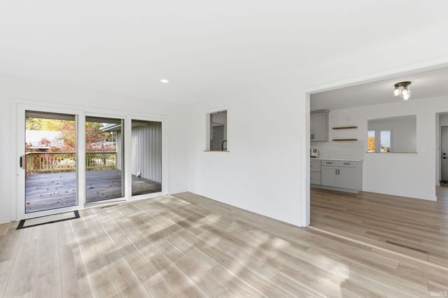 13550 Dragoon Trail, Mishawaka, IN 46544