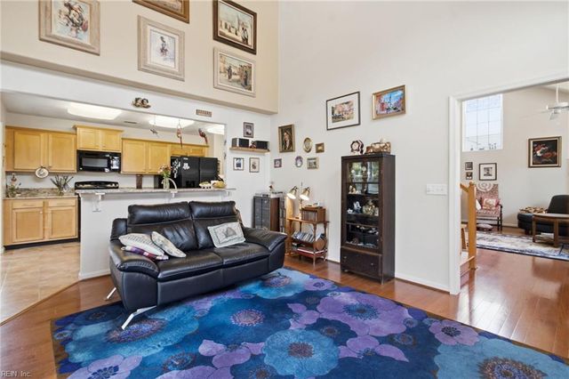5565 Memorial DR, Virginia Beach, VA 23455