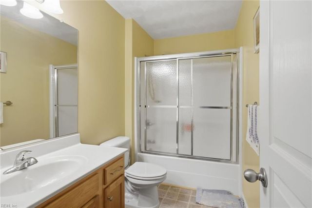 5565 Memorial DR, Virginia Beach, VA 23455