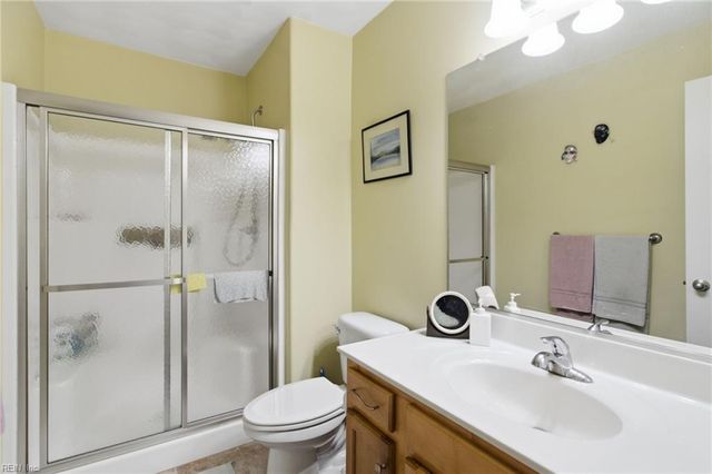 5565 Memorial DR, Virginia Beach, VA 23455