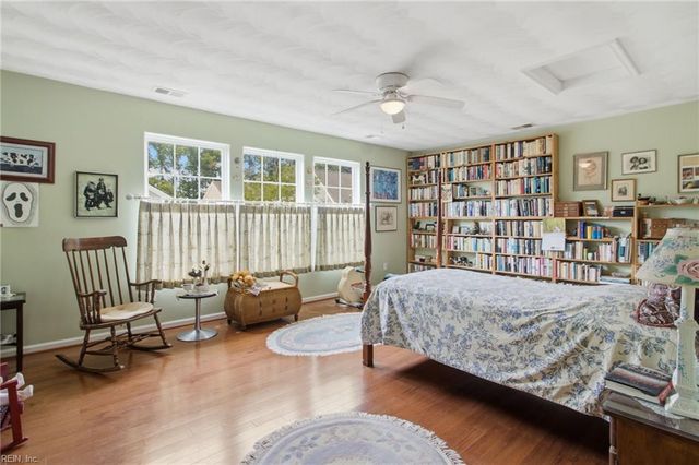 5565 Memorial DR, Virginia Beach, VA 23455