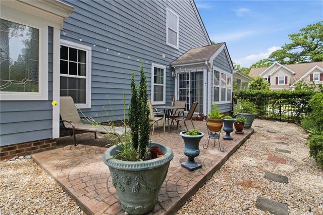 5565 Memorial DR, Virginia Beach, VA 23455