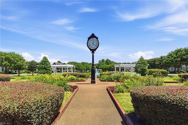 5565 Memorial DR, Virginia Beach, VA 23455