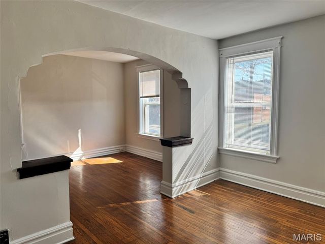 3939 Gravois Avenue, St Louis, MO 63116