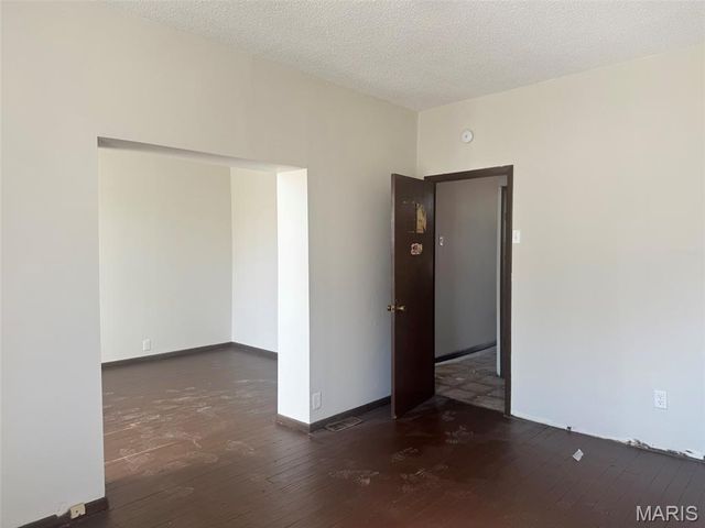 3939 Gravois Avenue, St Louis, MO 63116