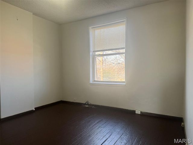 3939 Gravois Avenue, St Louis, MO 63116