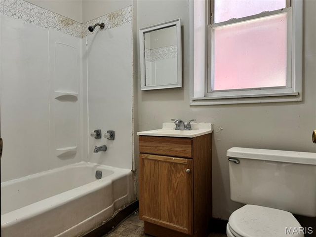 3939 Gravois Avenue, St Louis, MO 63116