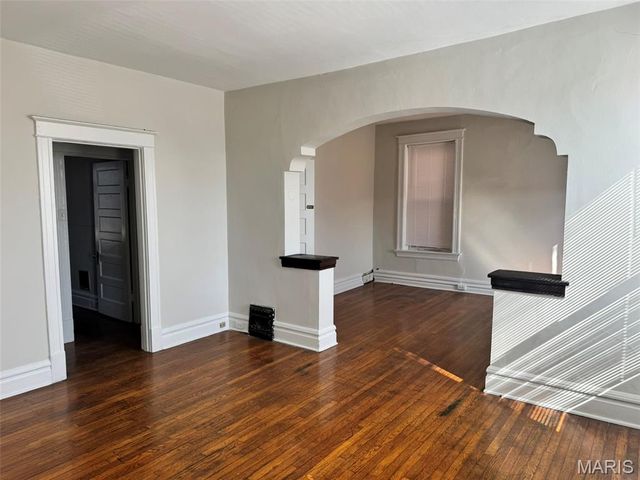 3939 Gravois Avenue, St Louis, MO 63116