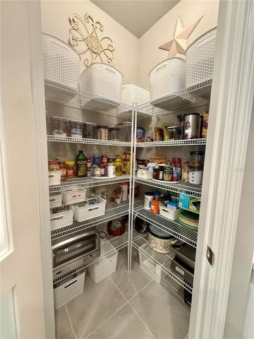 10233 LAKE WALES CIRCLE, Sarasota, FL 34241