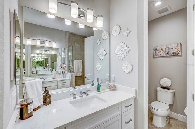 10233 LAKE WALES CIRCLE, Sarasota, FL 34241