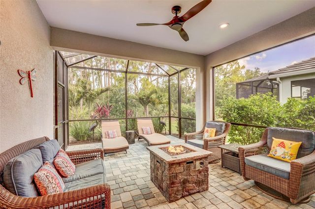 10233 LAKE WALES CIRCLE, Sarasota, FL 34241