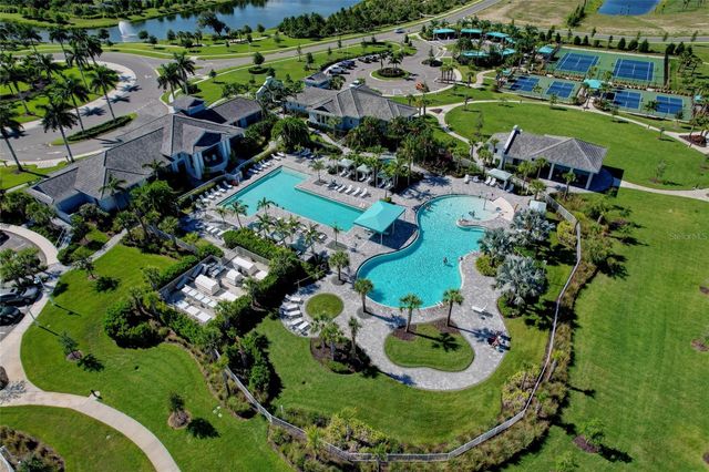 10233 LAKE WALES CIRCLE, Sarasota, FL 34241