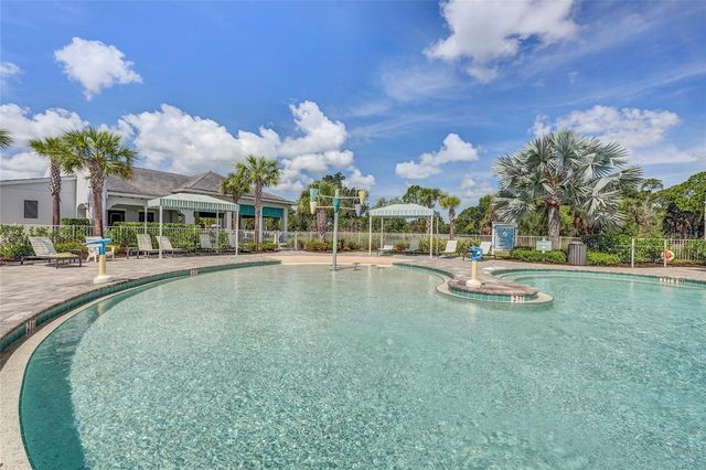 10233 LAKE WALES CIRCLE, Sarasota, FL 34241
