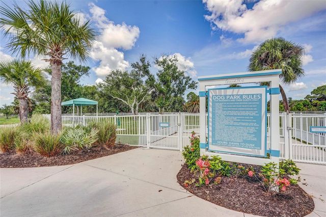 10233 LAKE WALES CIRCLE, Sarasota, FL 34241