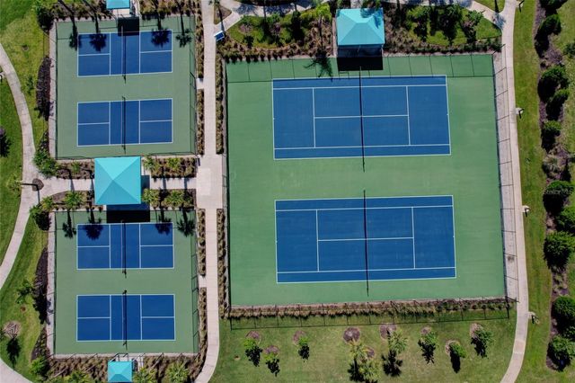 10233 LAKE WALES CIRCLE, Sarasota, FL 34241