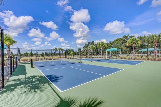 10233 LAKE WALES CIRCLE, Sarasota, FL 34241