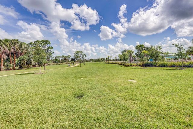 10233 LAKE WALES CIRCLE, Sarasota, FL 34241