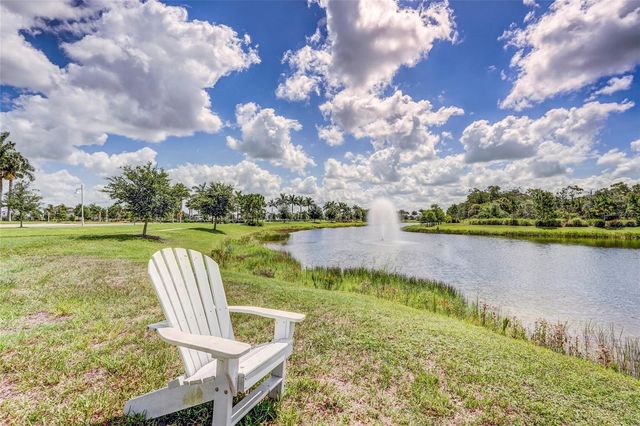 10233 LAKE WALES CIRCLE, Sarasota, FL 34241