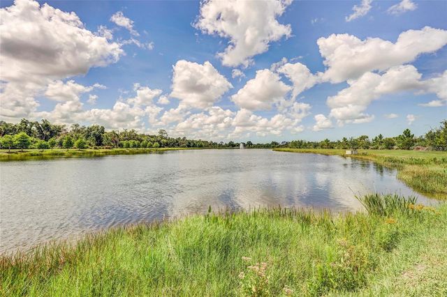 10233 LAKE WALES CIRCLE, Sarasota, FL 34241