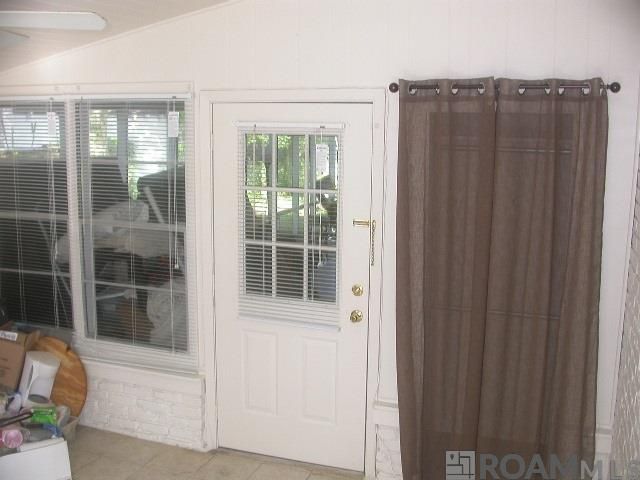 1977 Cherrydale Ave, Baton Rouge, LA 70808