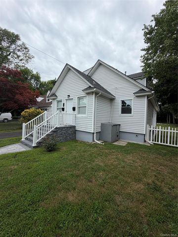 14 Perkal Street, Bay Shore, NY 11706