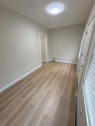 14 Perkal Street, Bay Shore, NY 11706