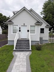14 Perkal Street, Bay Shore, NY 11706