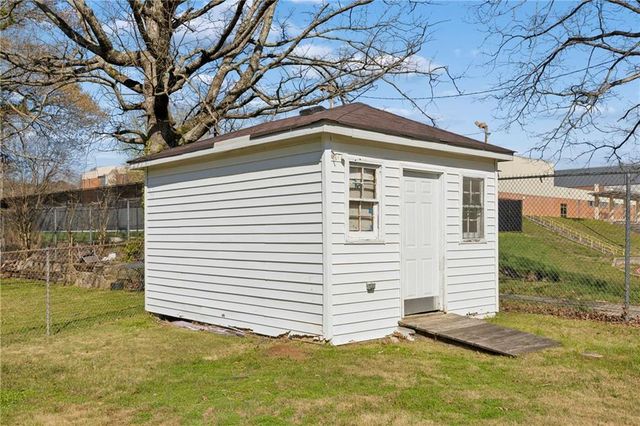 2411 Harvel Drive NW, Atlanta, GA 30318