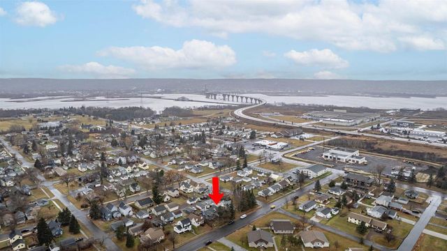 1607 Wyoming Ave, Superior, WI 54880