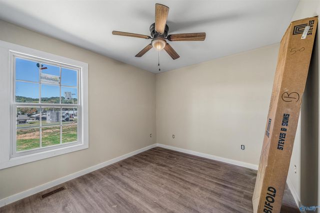 1410 Godfrey Avenue NE, Fort Payne, AL 35967