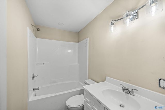 1410 Godfrey Avenue NE, Fort Payne, AL 35967